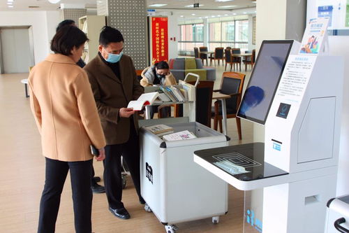 校領(lǐng)導(dǎo)到圖書館檢查指導(dǎo)工作